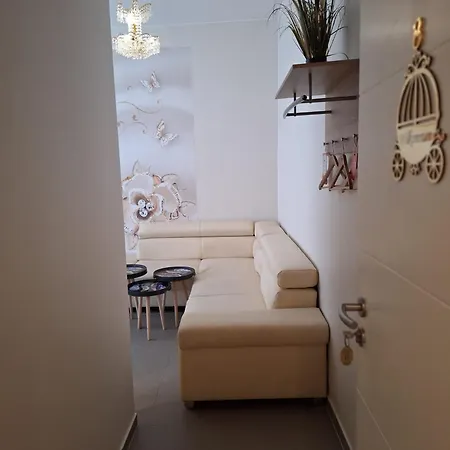 Elifim Guest house